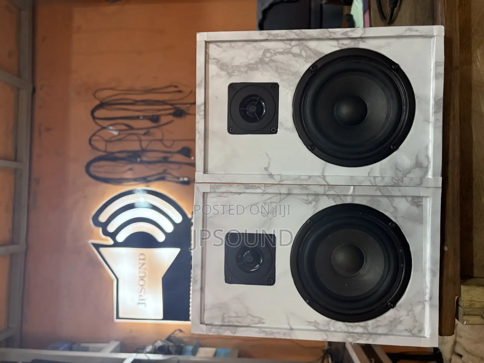 Used Powered Studio Monitor Speakers