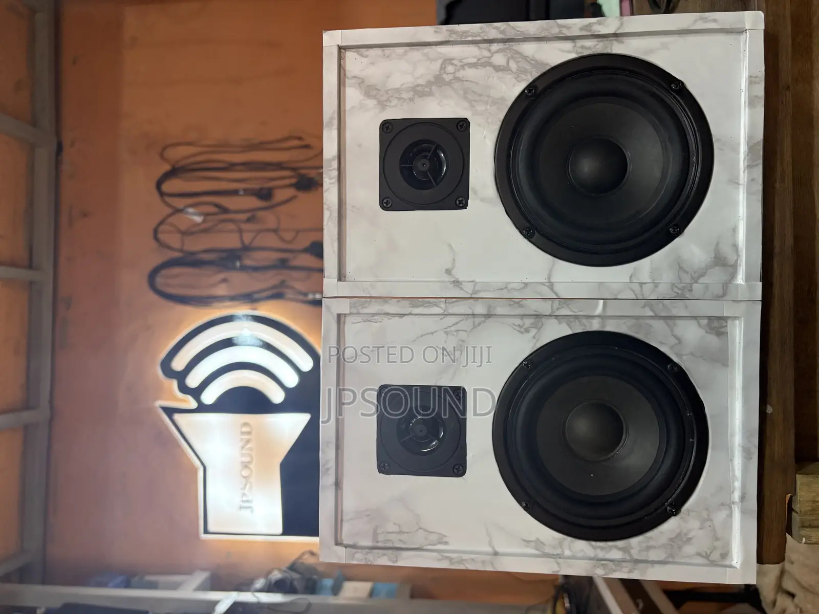 Used Powered Studio Monitor Speakers