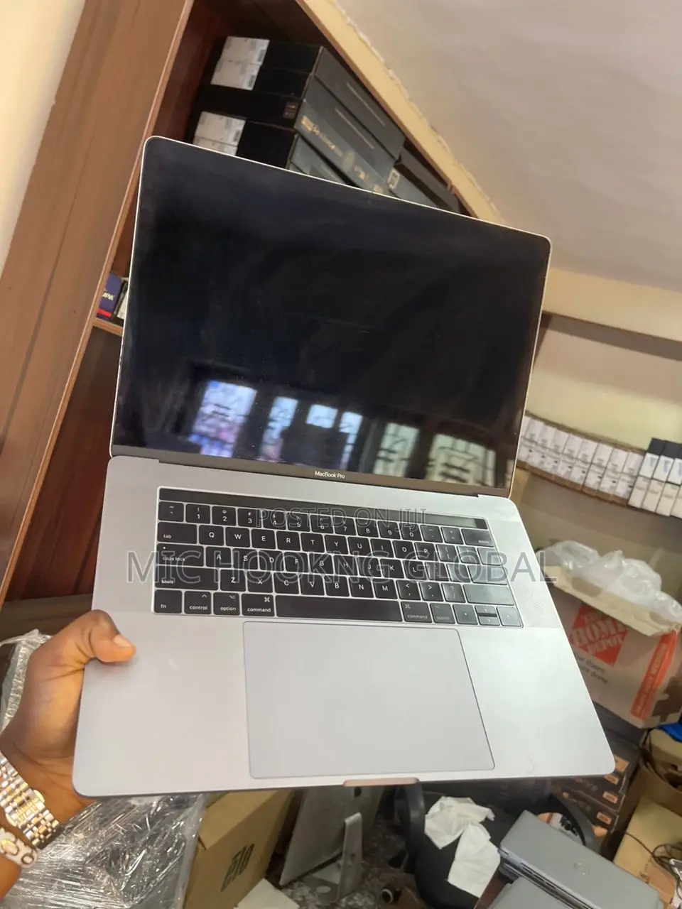 Laptop Apple MacBook Pro 2016 16GB Intel Core i7 SSD 512GB