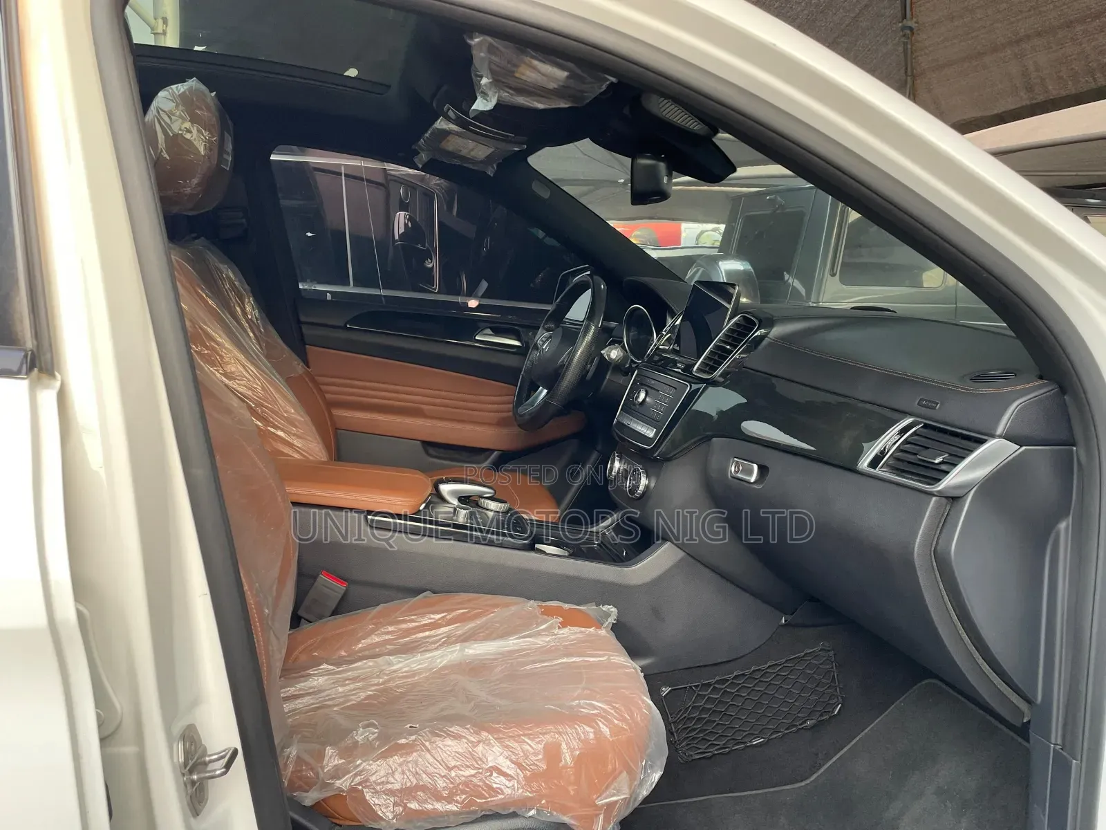 Mercedes-Benz GLE-Class AMG GLE 43 4MATIC 2019 White