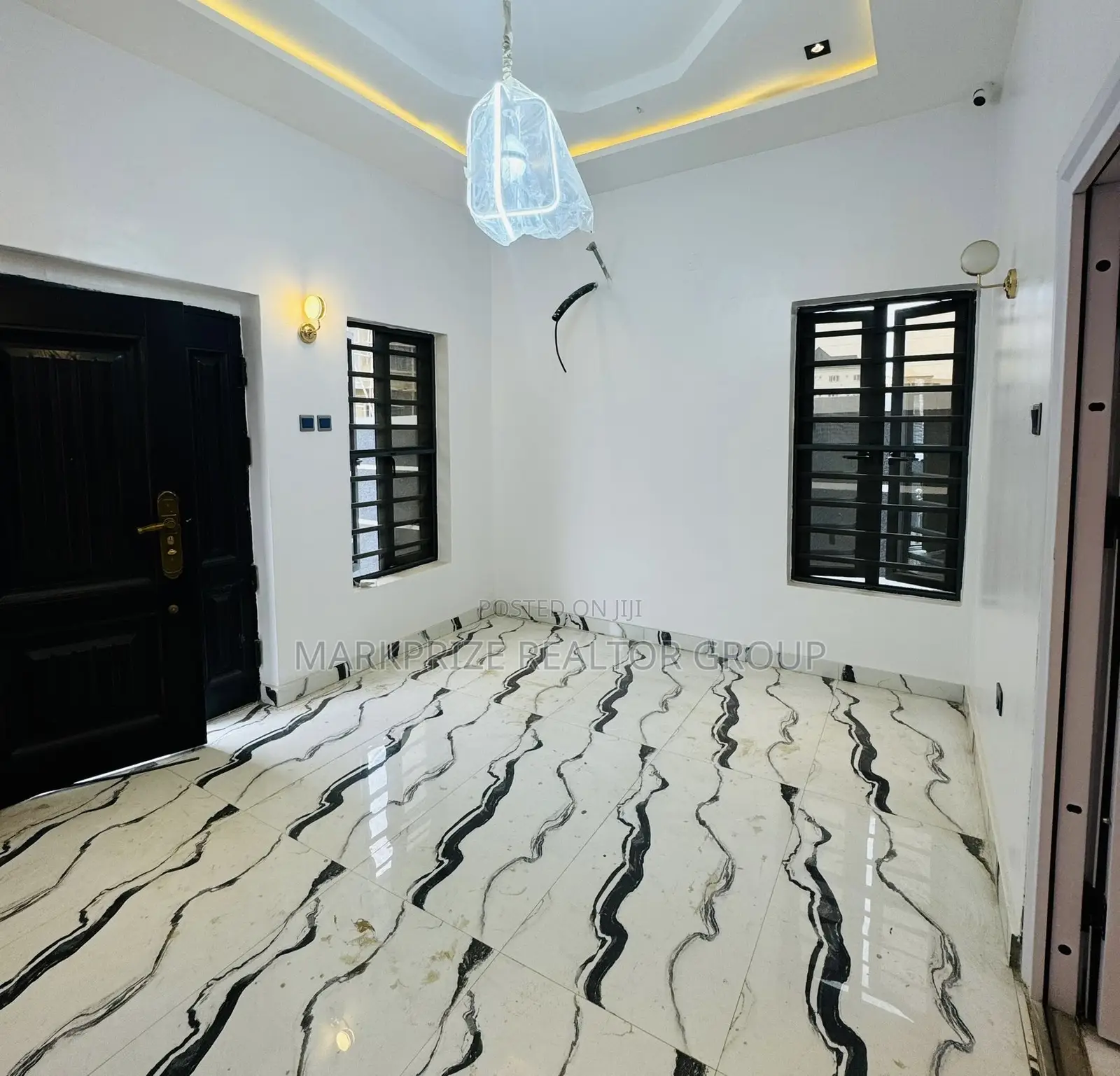 4bdrm Duplex in Opebi Ikeja Lagos for sale