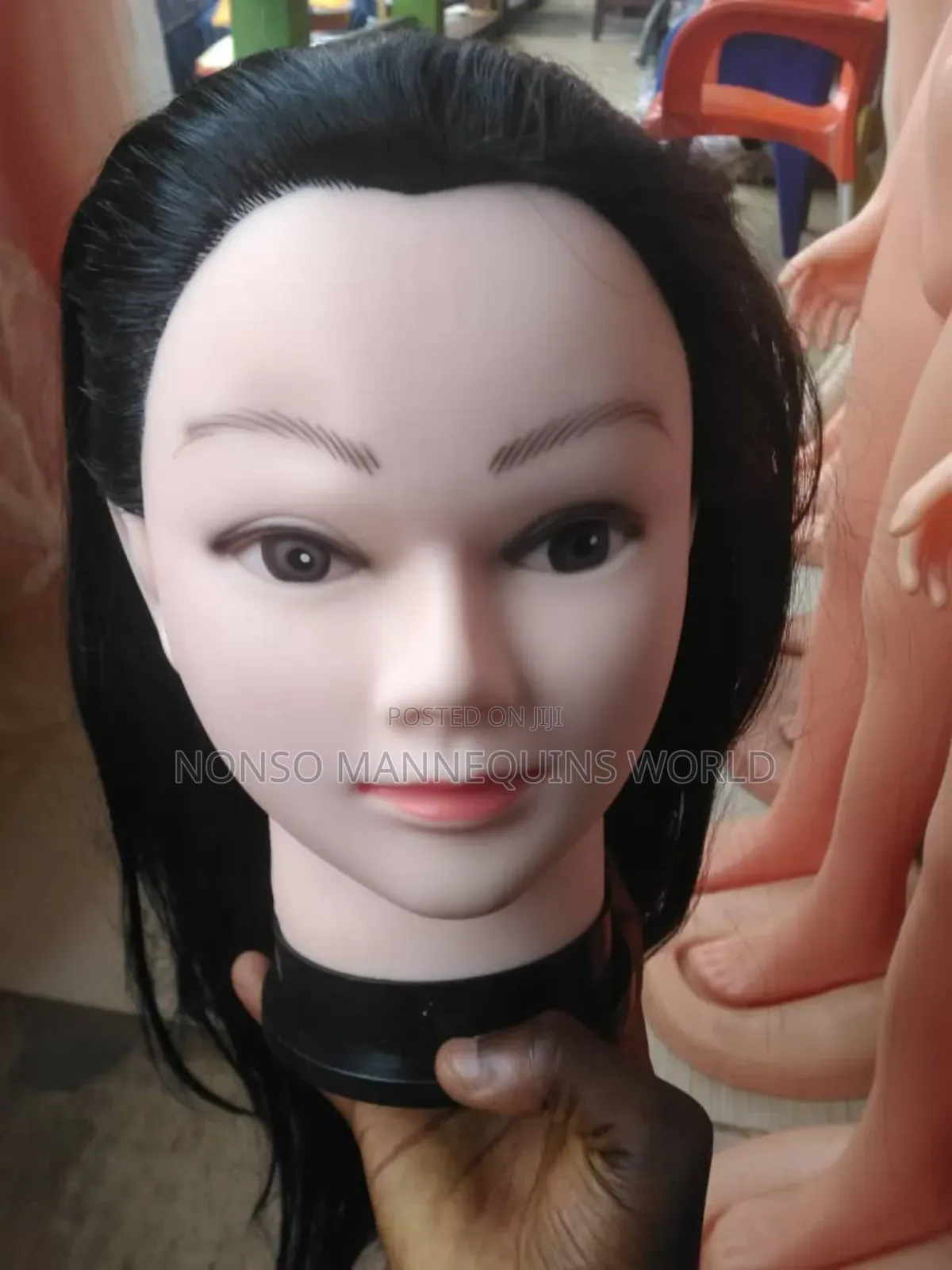 Female Mannequin Head With Synthetic Hairs