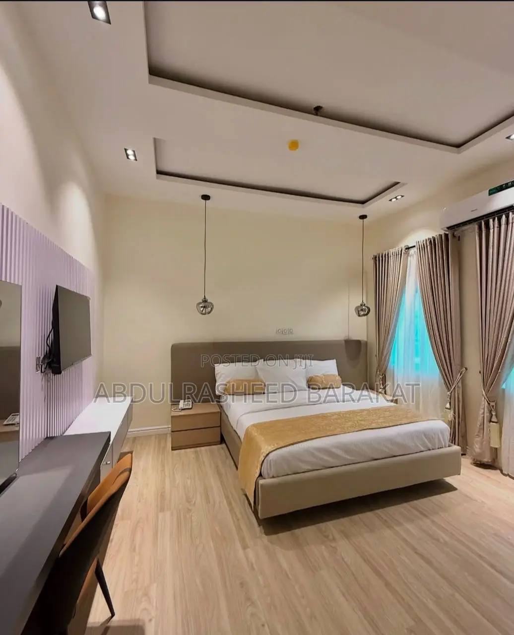 Luxury One Bedroom Apartment