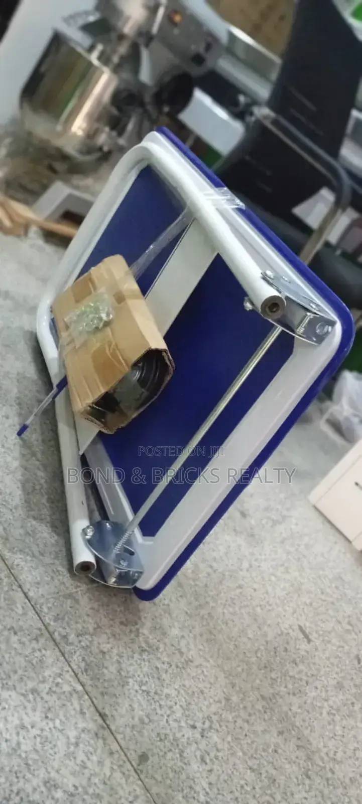 Quality Plastic Pallet Truck