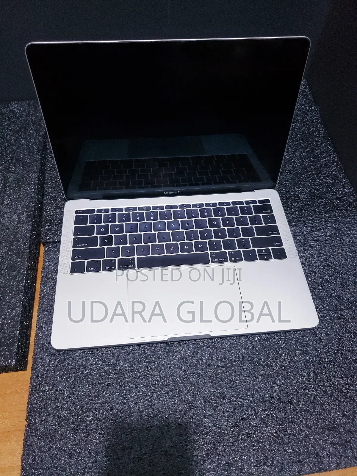 Laptop Apple MacBook Pro 2017 8GB Intel Core I5 SSD 128GB