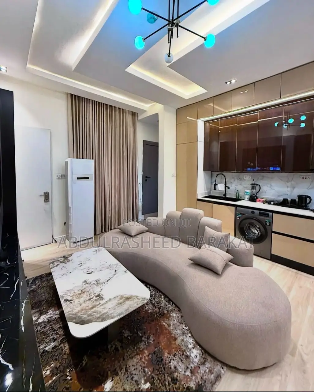 Luxury One Bedroom Apartment