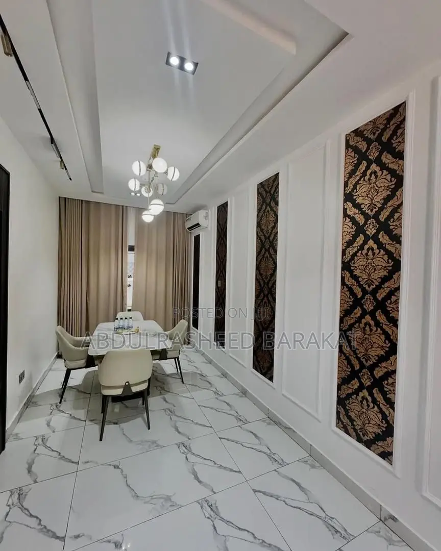 Luxury Four Bedroom Apartment