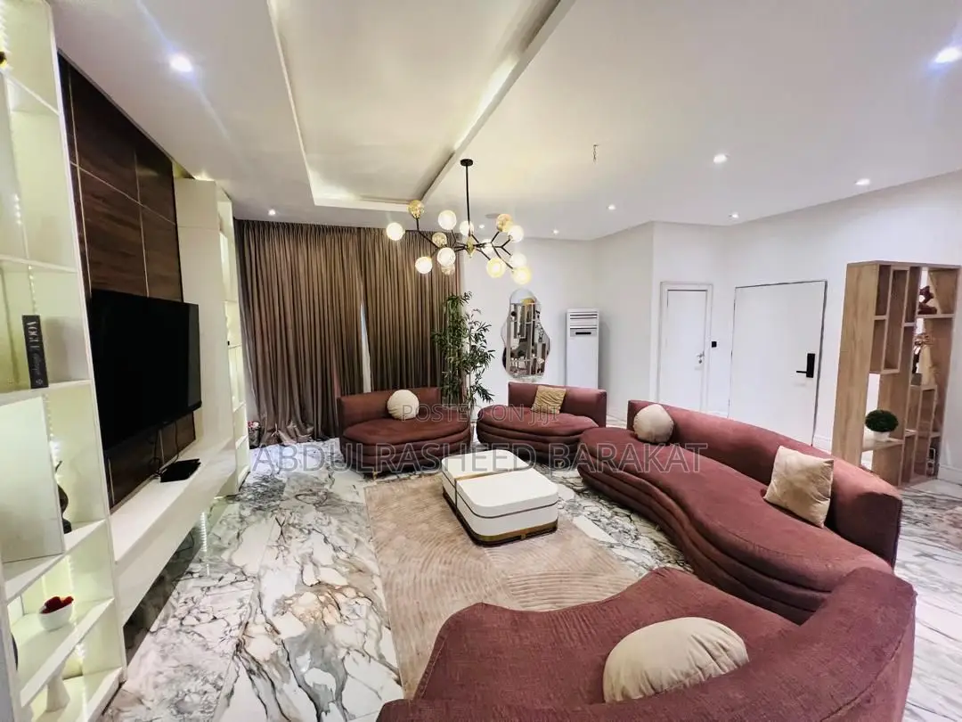 Luxury Two Bedroom Apartment