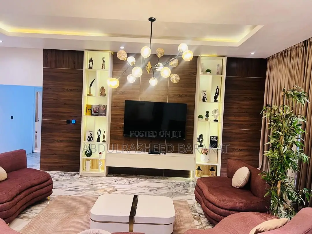 Luxury Two Bedroom Apartment
