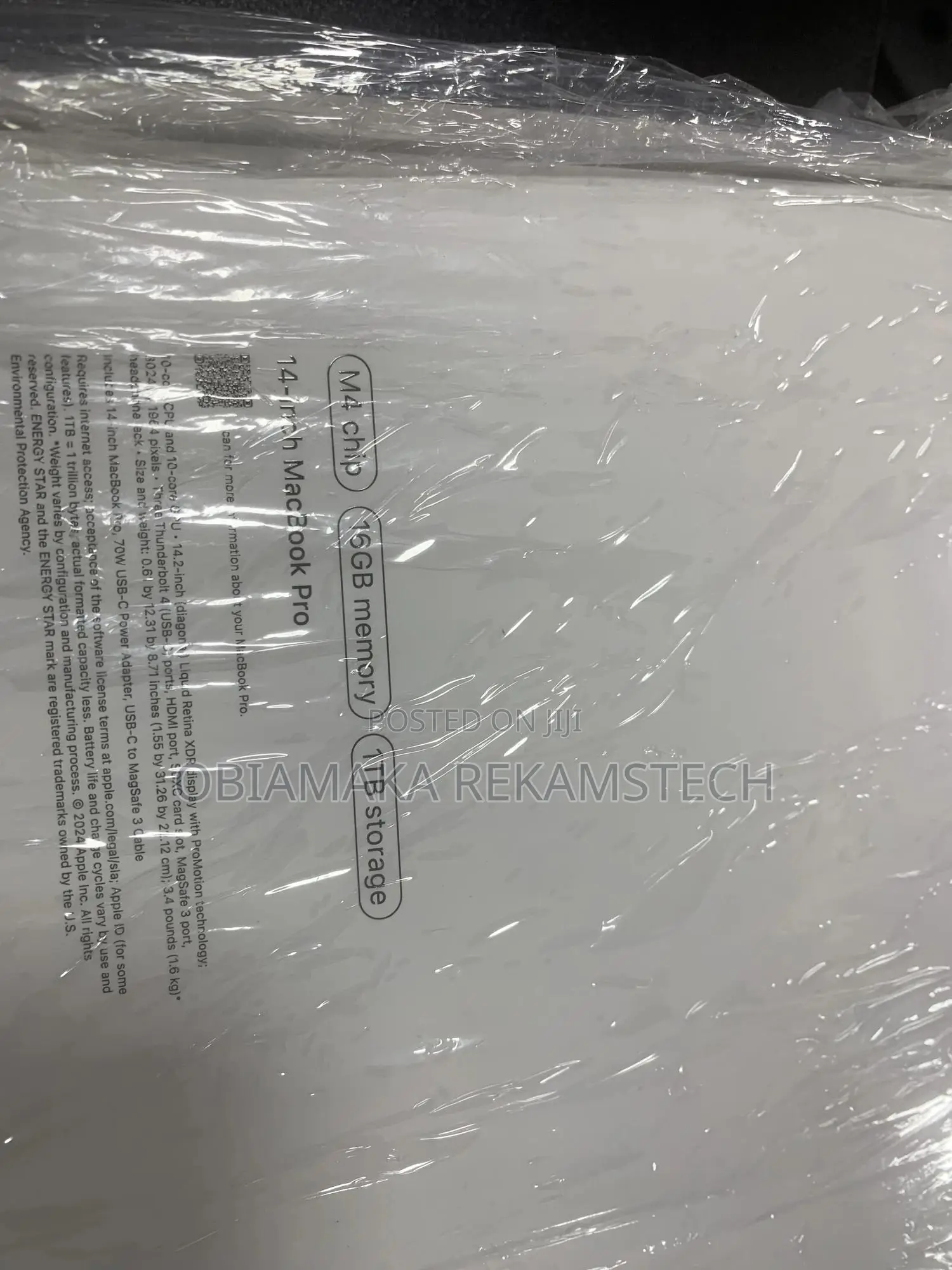 New Laptop Apple MacBook Pro 2024 M4 14-Inch 16GB Apple M4 Pro SSD 1T