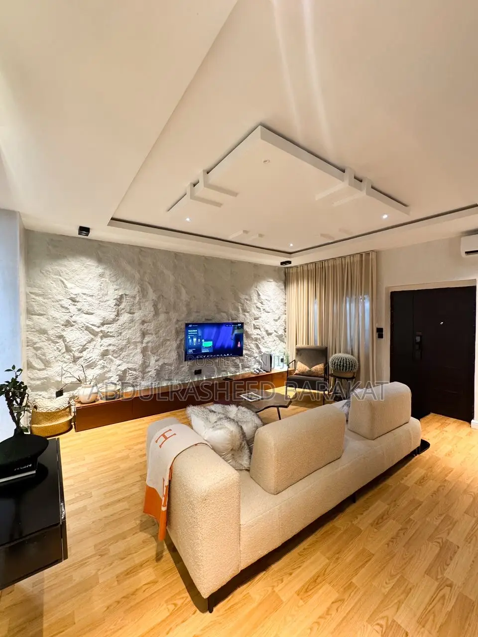 Luxury Two Bedroom Apartment