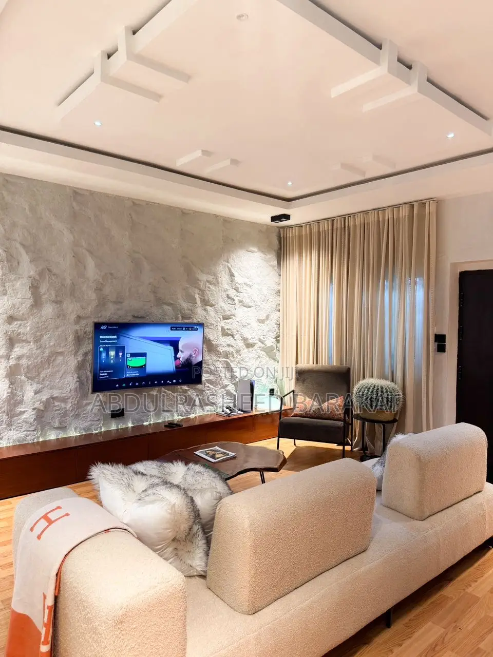 Luxury Two Bedroom Apartment