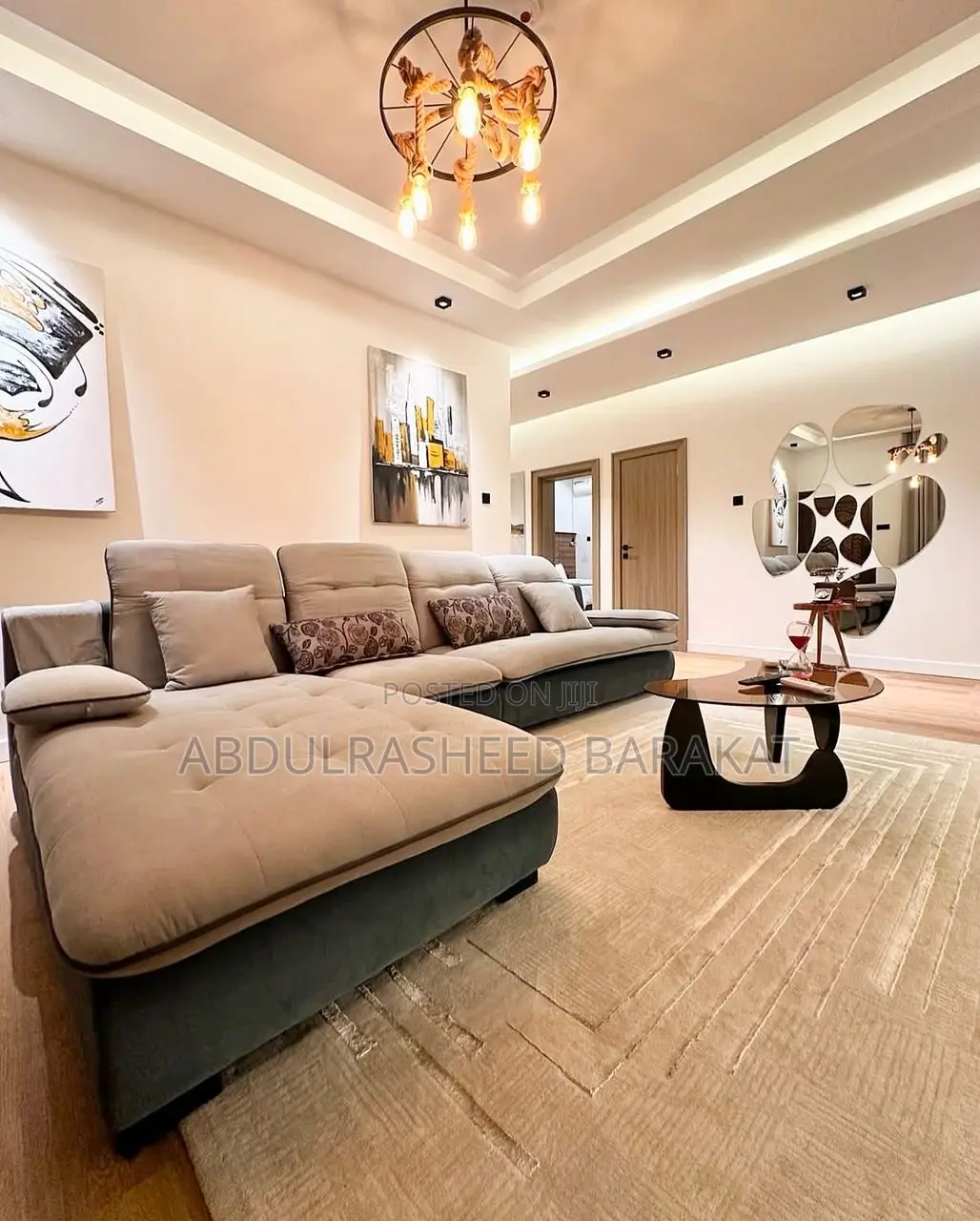 Luxury Three Bedroom Apartment