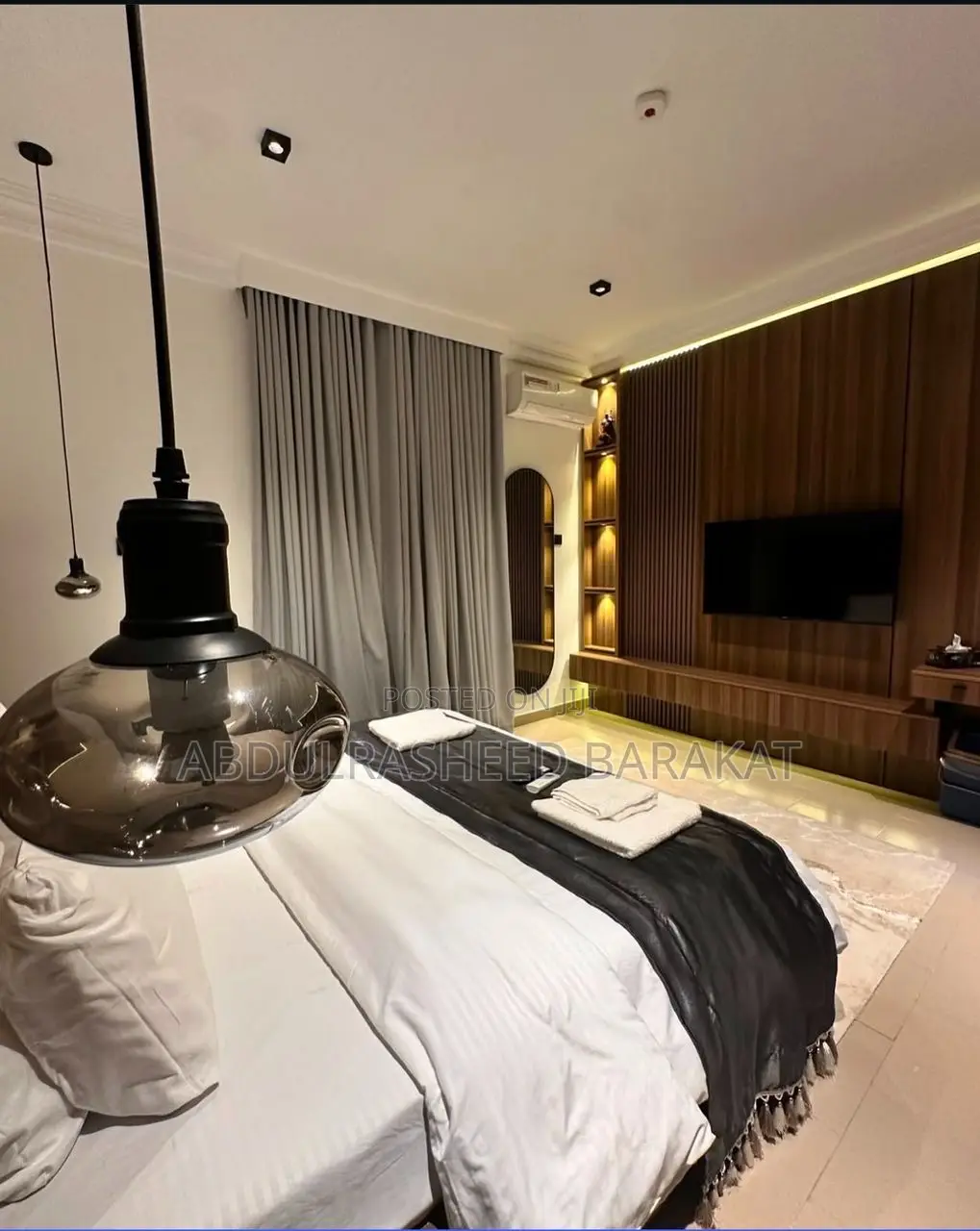 Luxury Three Bedroom Apartment