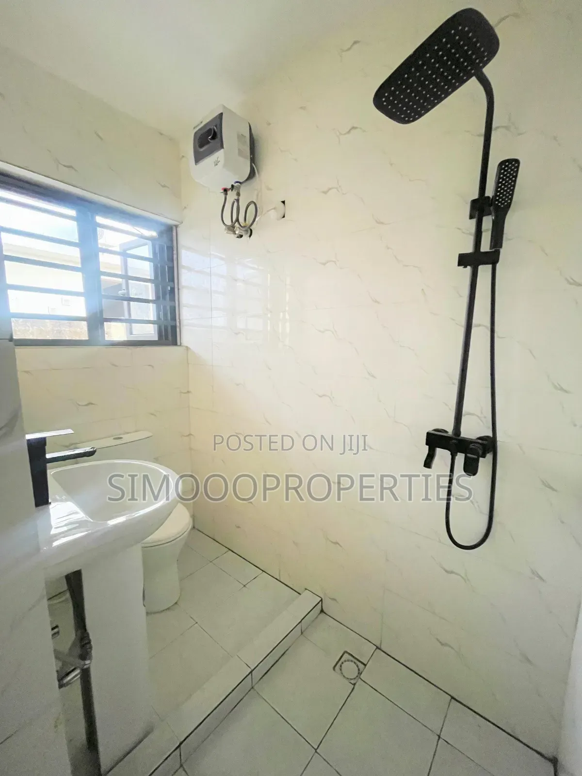 2bdrm Apartment in Cambarwall Courts for sale