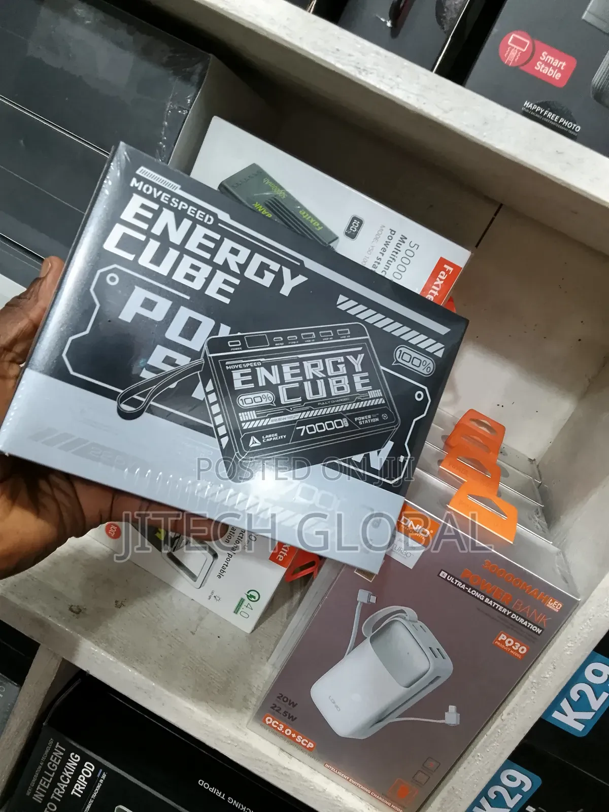 Move Speed Z70-22 Powerbank With Microty - 70000mah