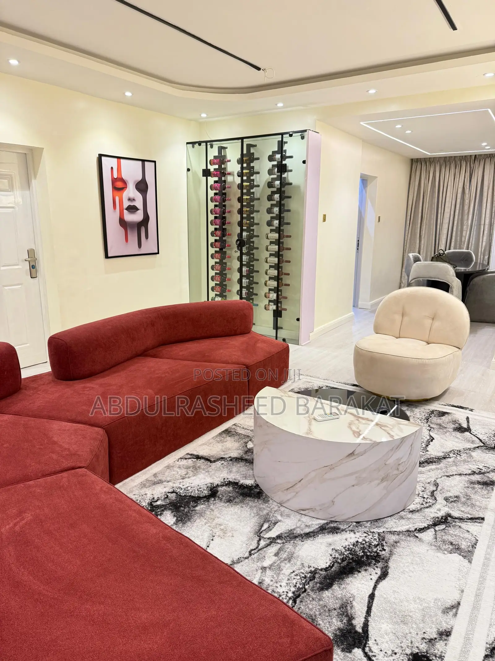 Luxury Three Bedroom Apartment