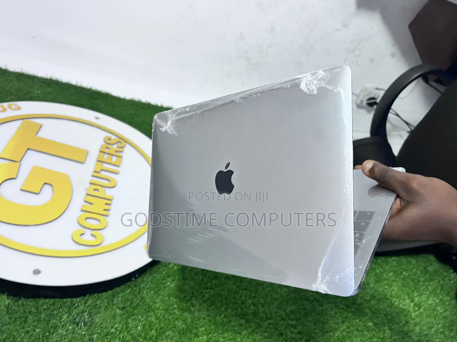 Laptop Apple MacBook Pro 2017 8GB Intel Core i5 SSD 128GB