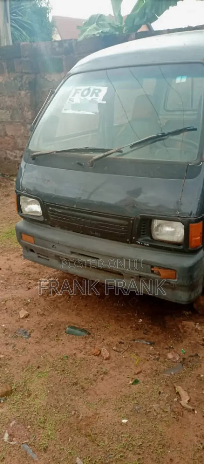 Shuttle Pickup 2000 Model Black