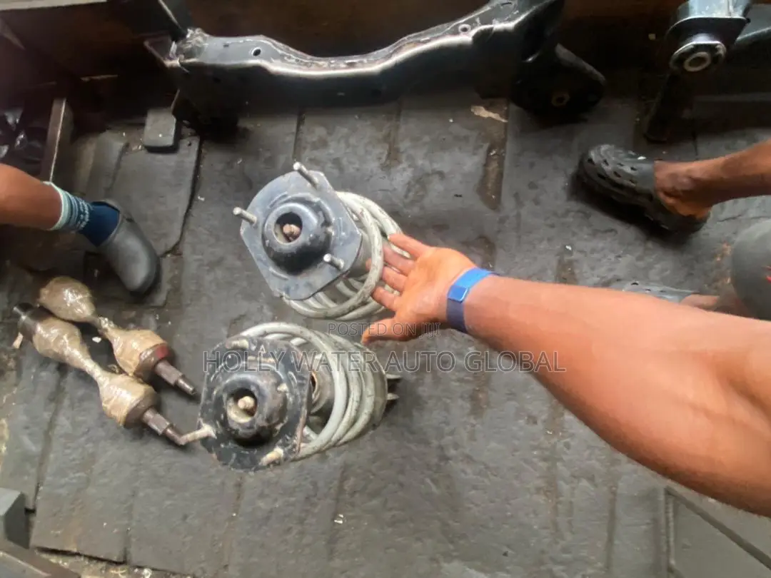 Front Shocks Absorbers GMC Acadia