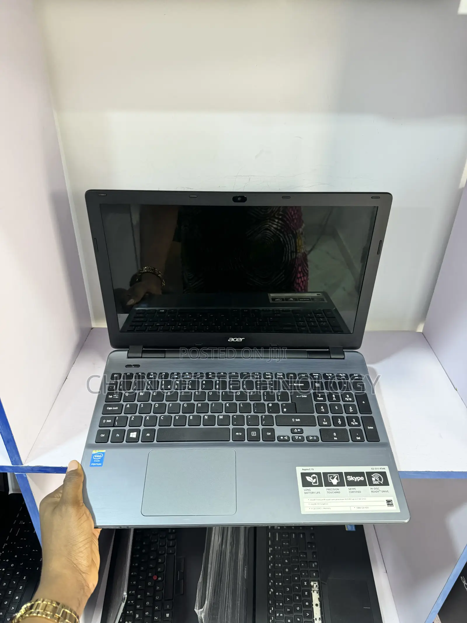 Laptop Acer Aspire ES1-511 4GB Intel Pentium HDD 320GB