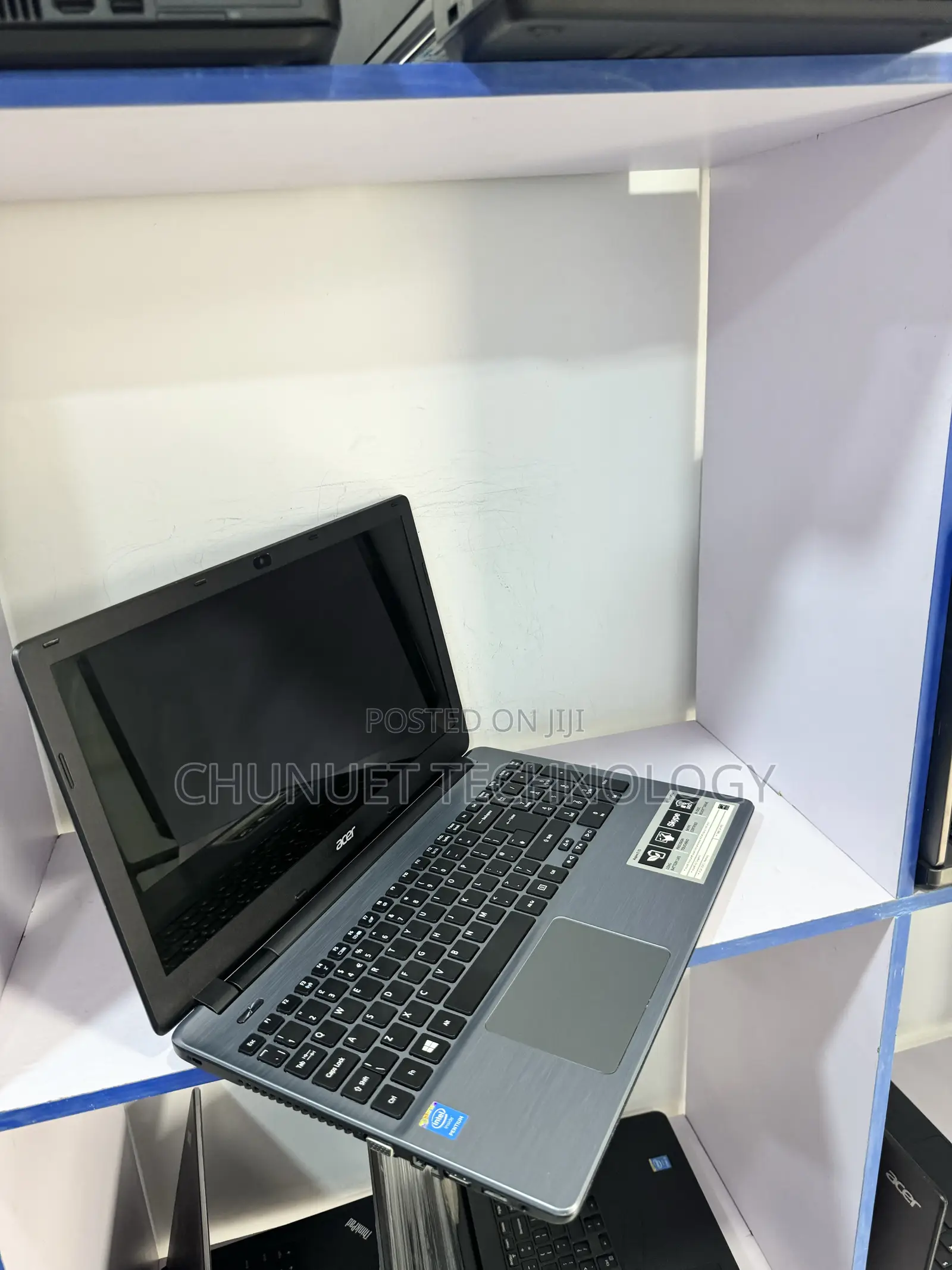 Laptop Acer Aspire ES1-511 4GB Intel Pentium HDD 320GB