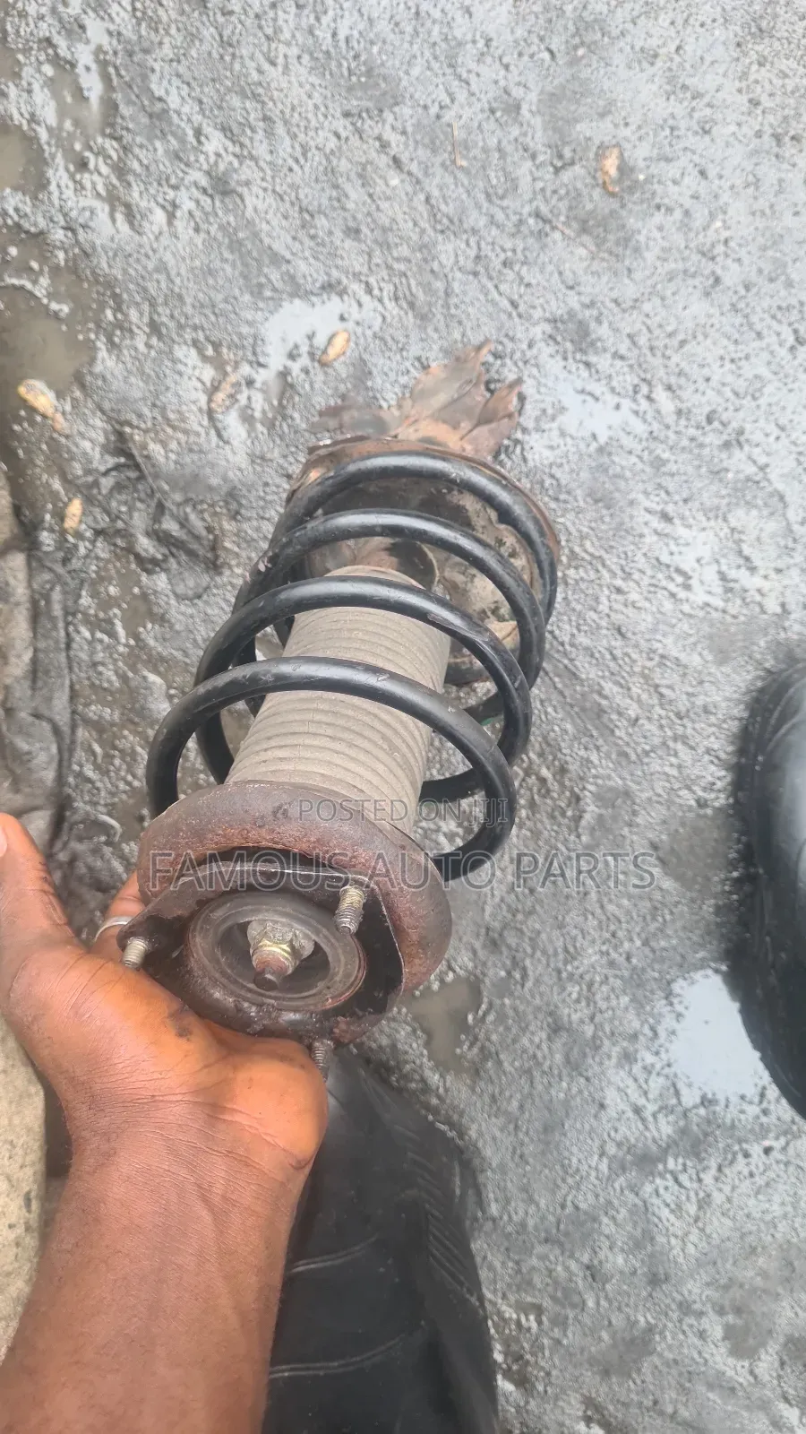 Shock Absorber Almera 2005