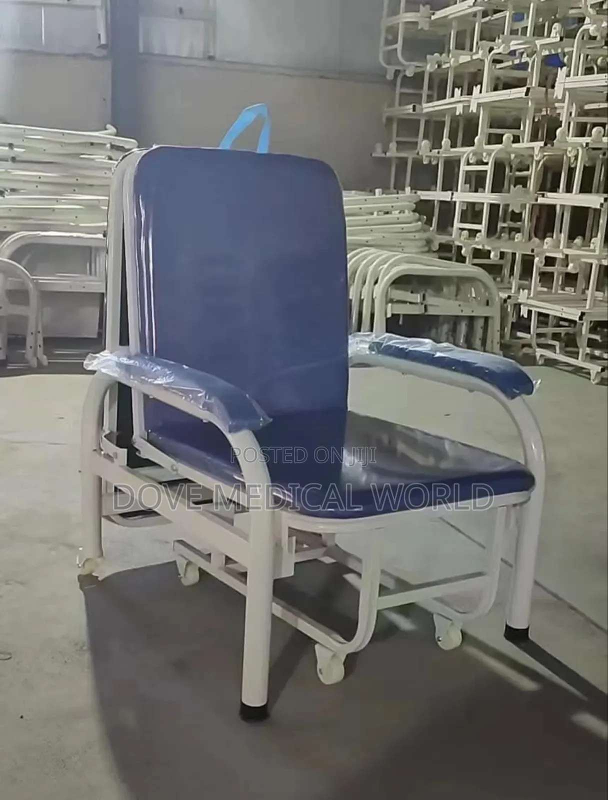Accompany Chair