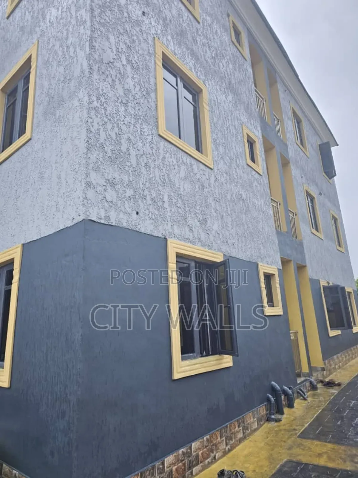 2bdrm Block of Flats in Ogombo for rent