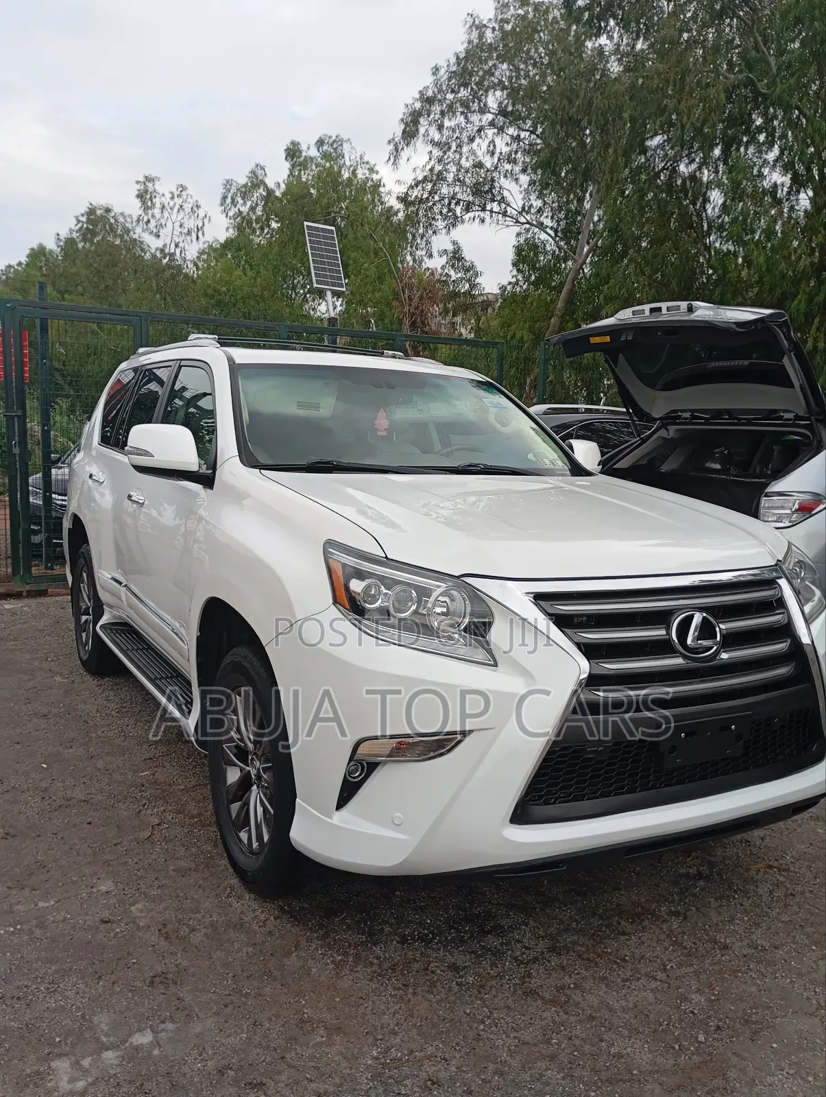 Lexus GX 460 Luxury 2015 White