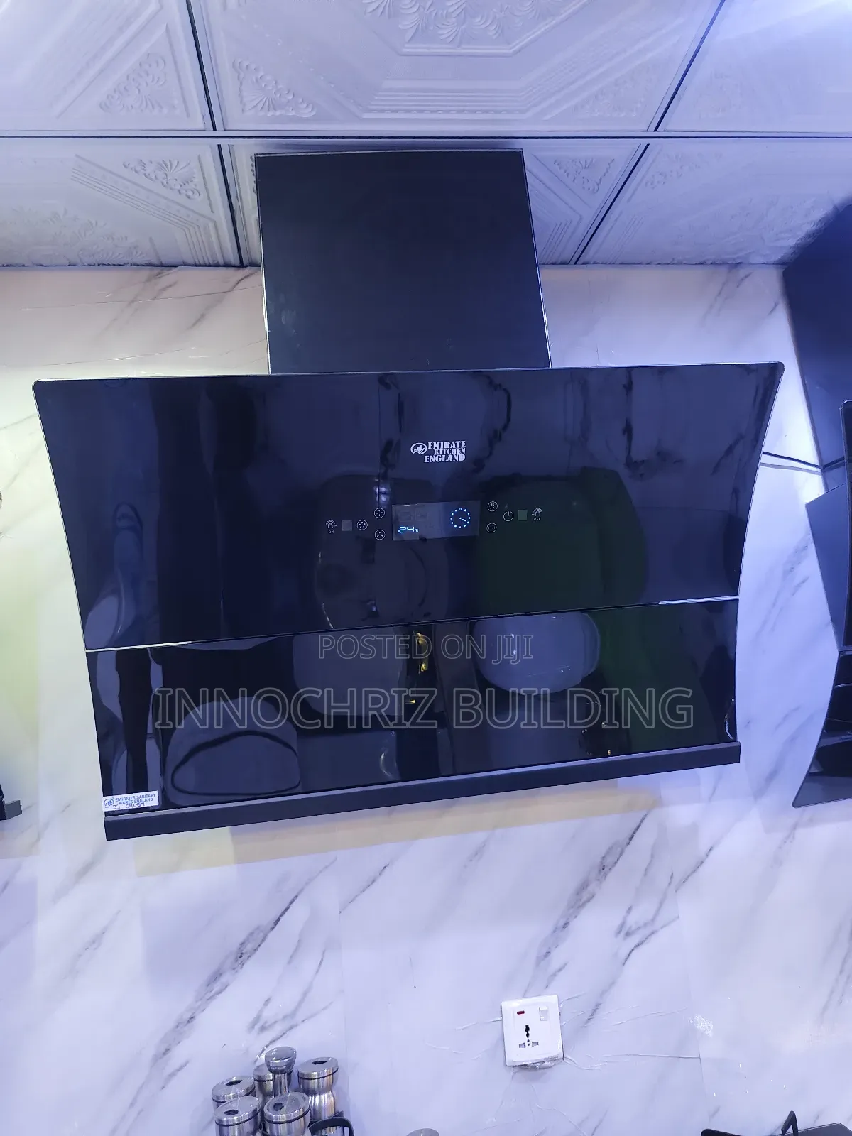 Kitchen Extractor (Black)