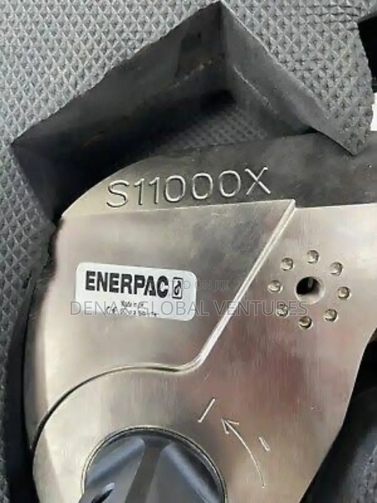 Enerpac S11000-1 1⁄2" Square Drive Hydraulic Torque Wrench