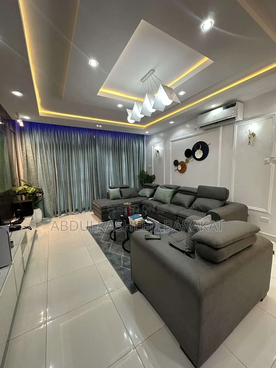 Luxury Three Bedroom Apartment