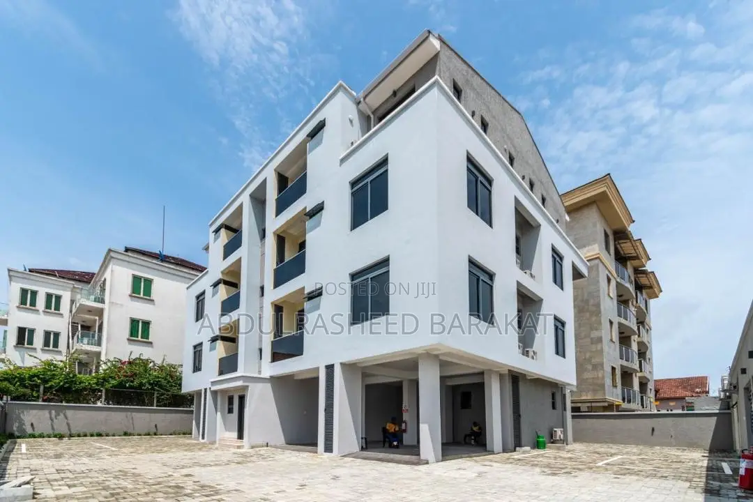 Luxury One Bedroom Apartment