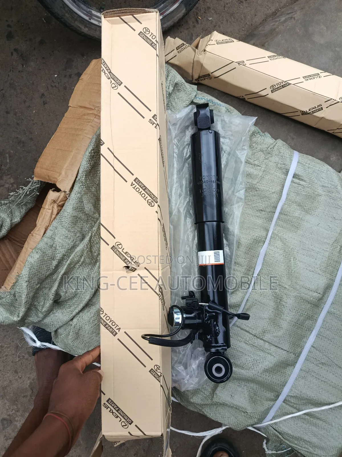 Oem Back Shock Absorber Lexus Rx350 2018-2025 Fsport Sensor