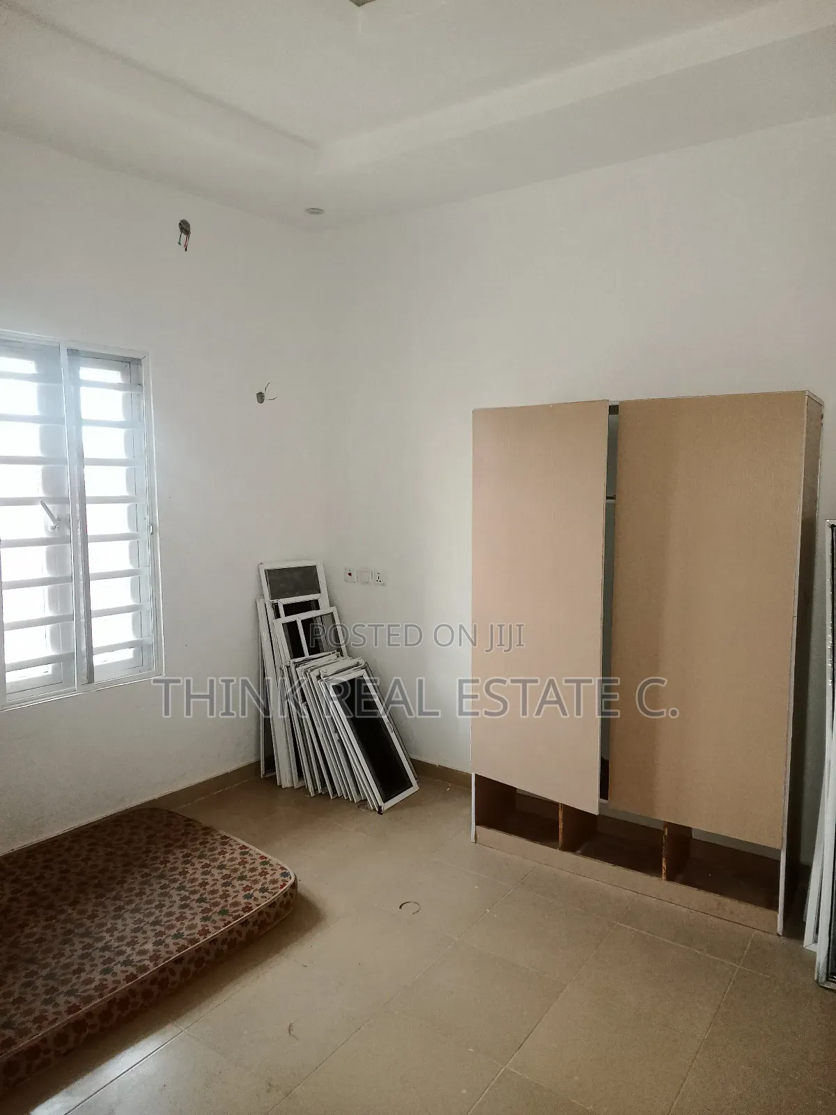 1bdrm Room & Parlour in Aduwawa, Benin City for rent