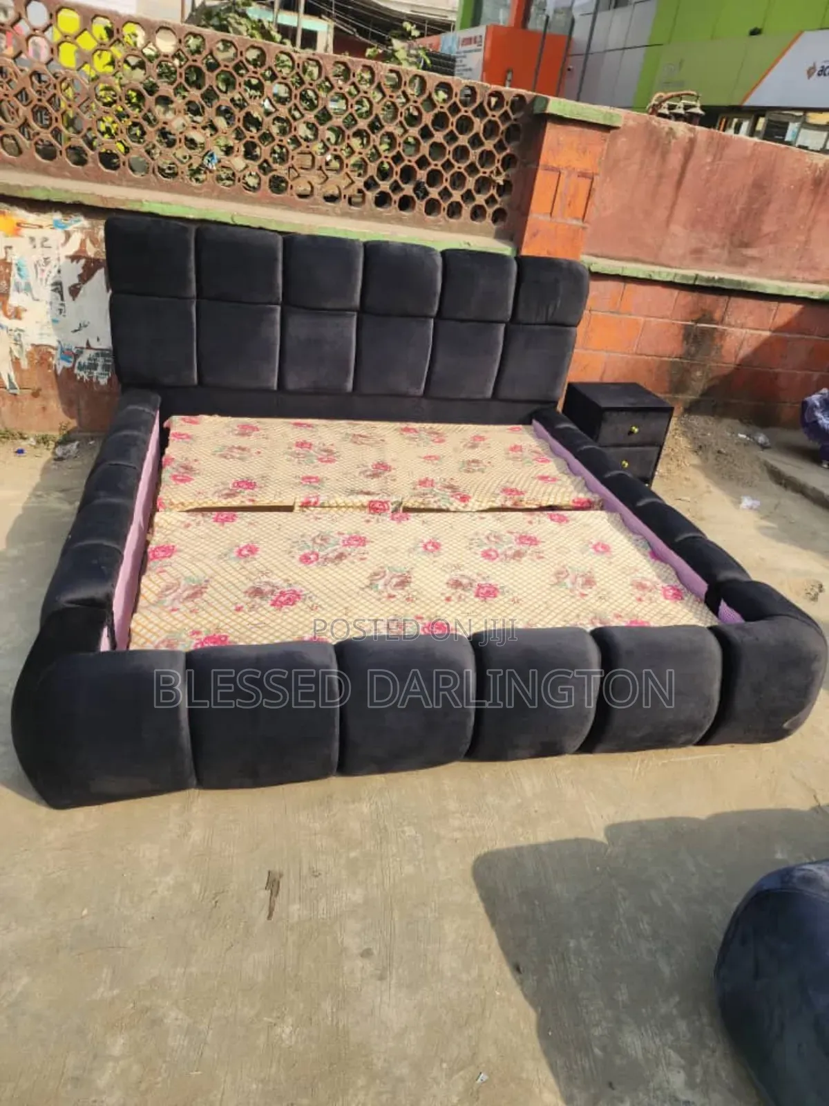High Standard Quality Bubble Bed Frame
