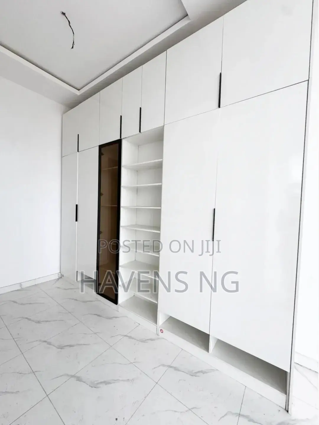 5bdrm Duplex in Sangotedo for sale
