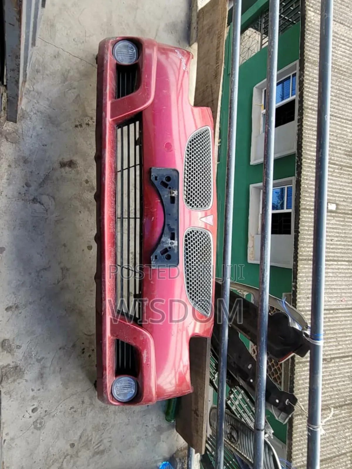 Complete Front Bumper Pontac Vibe 2006