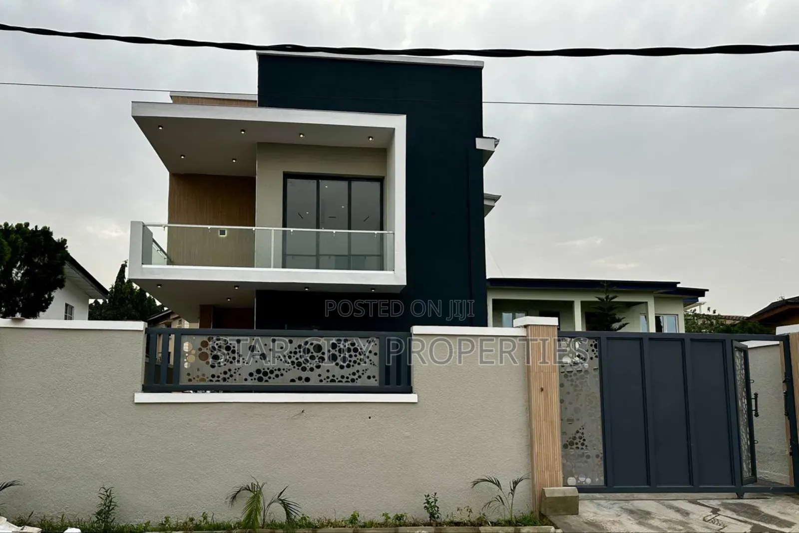4bdrm Duplex in Maryland Ikeja Lagos, Shonibare Estate for sale