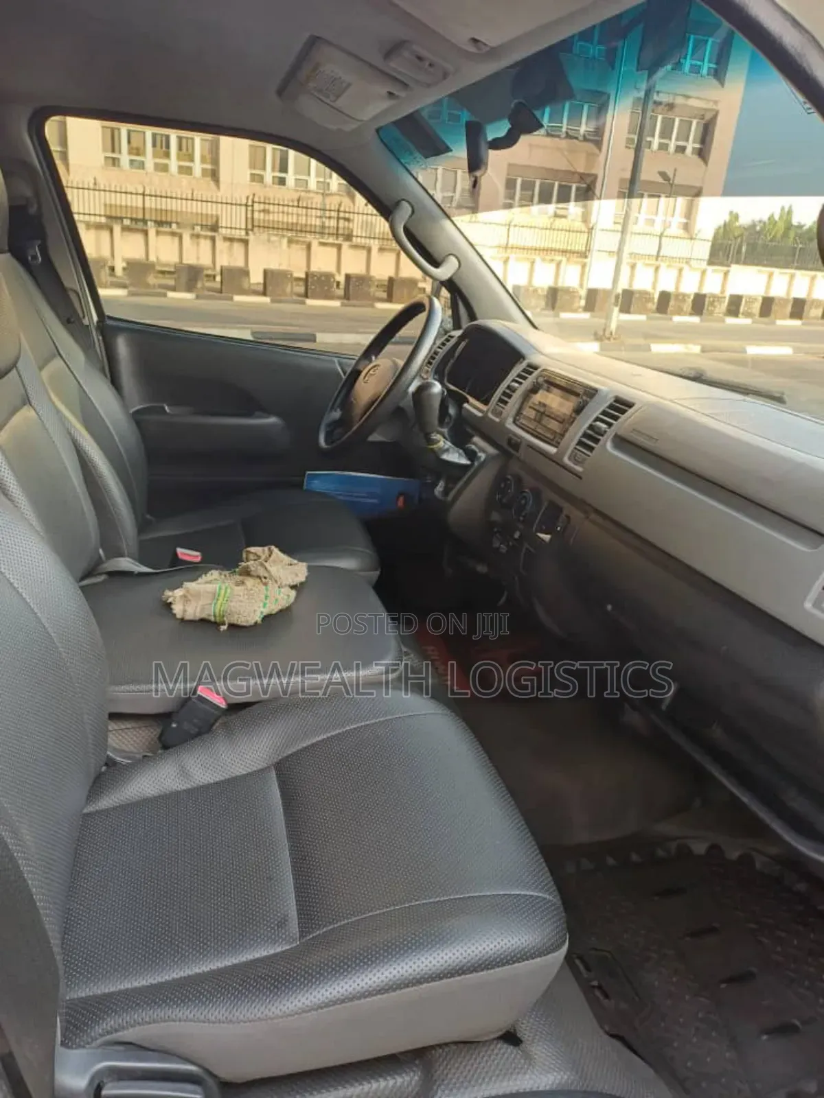 Toyota Hiace Bus for Hire