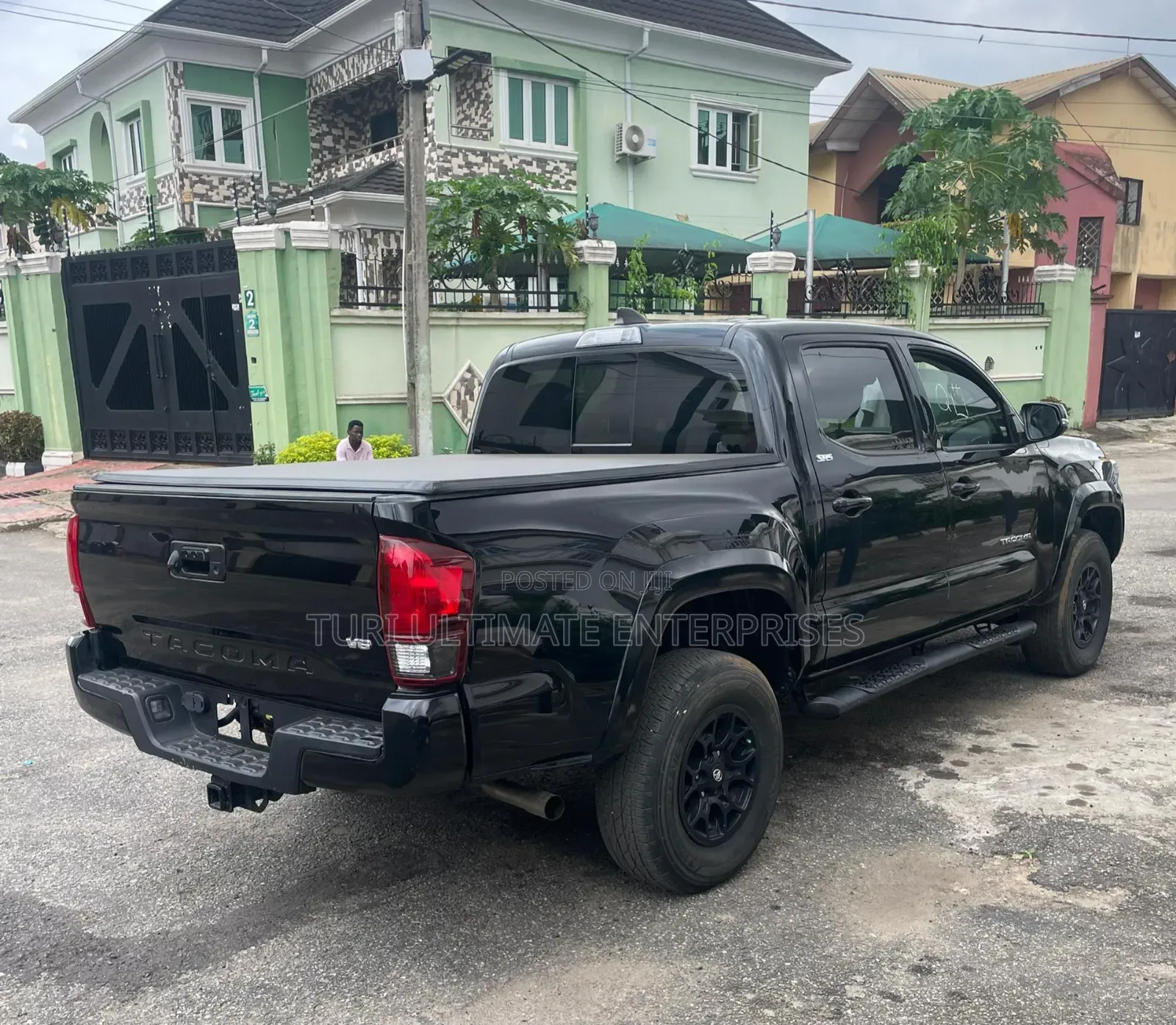 Toyota Tacoma SR5 2022 Black
