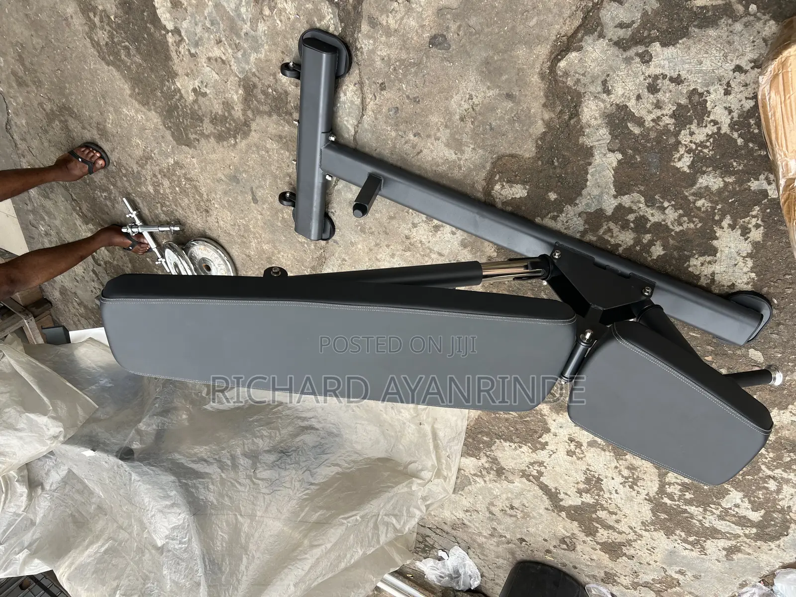 Commercial Sit Up Bench