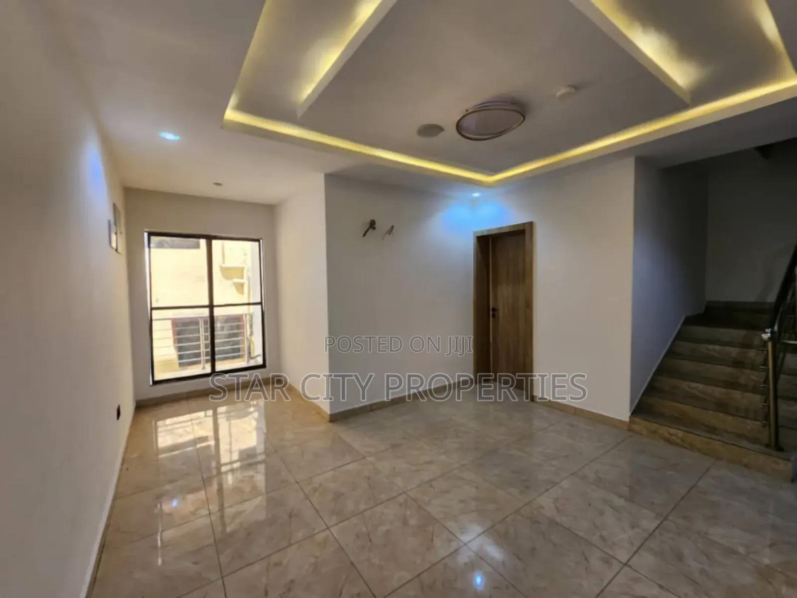 4bdrm Townhouse/Terrace in Surulere Lagos for sale
