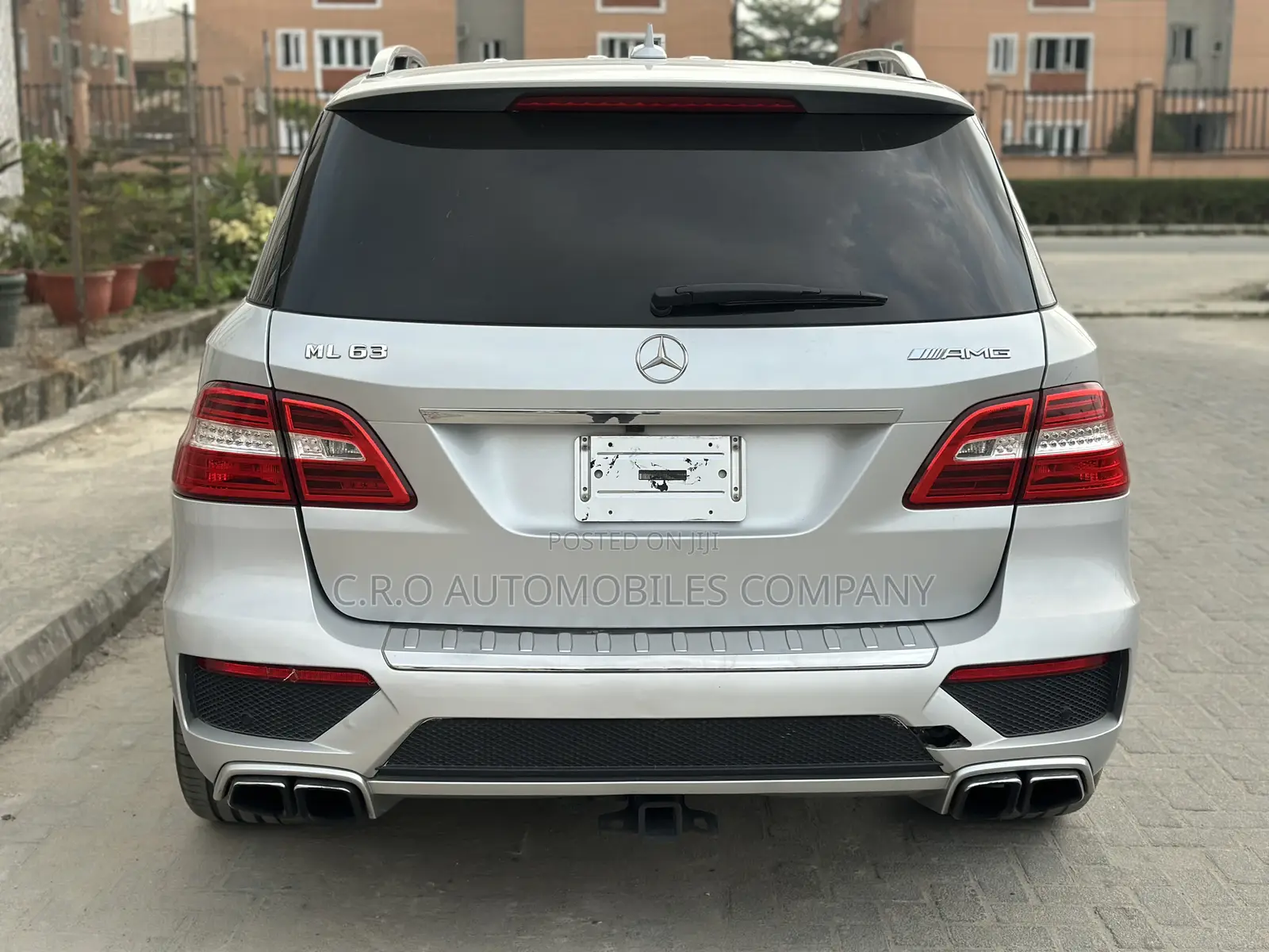 Mercedes-Benz M Class ML 63 AMG 2012 Silver