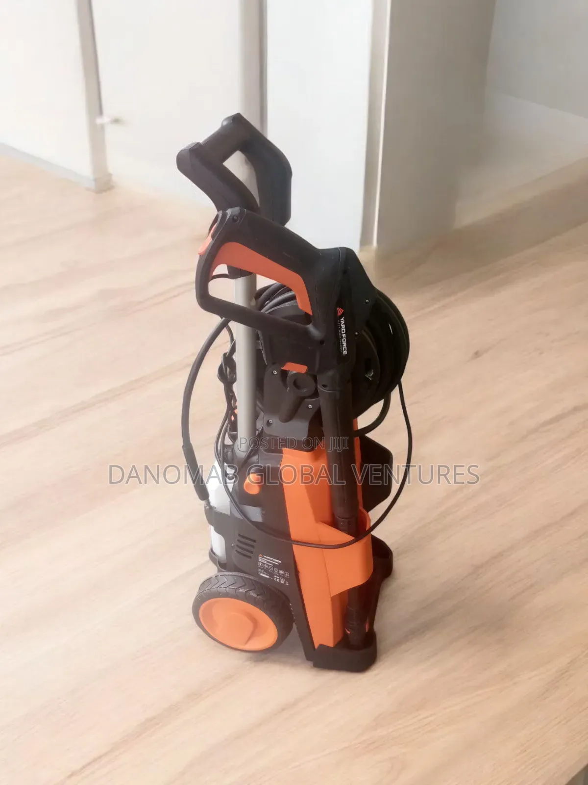 Yardforce 2200 High Pressure Washer Soap Tank Brush