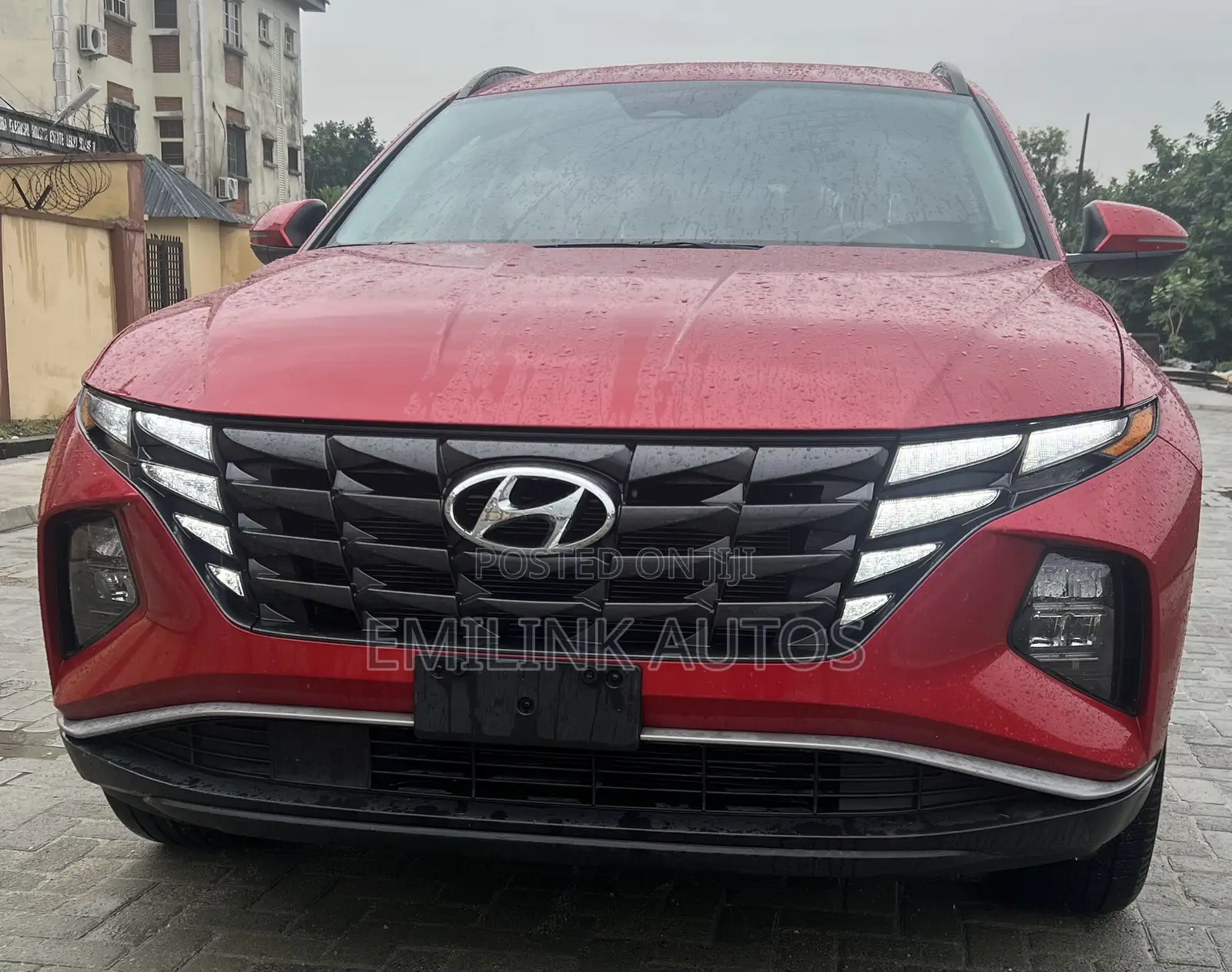 Hyundai Tucson XRT 2023 Red