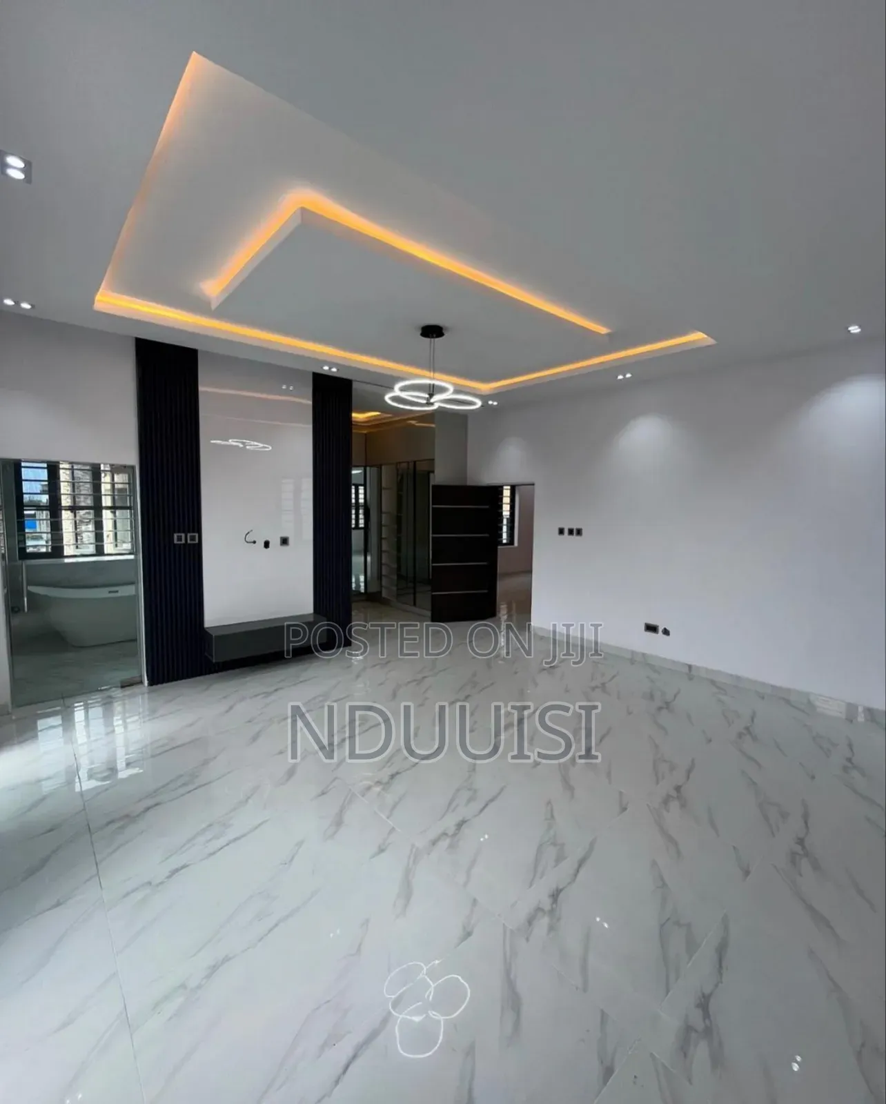 5bdrm Duplex in Ologolo for sale