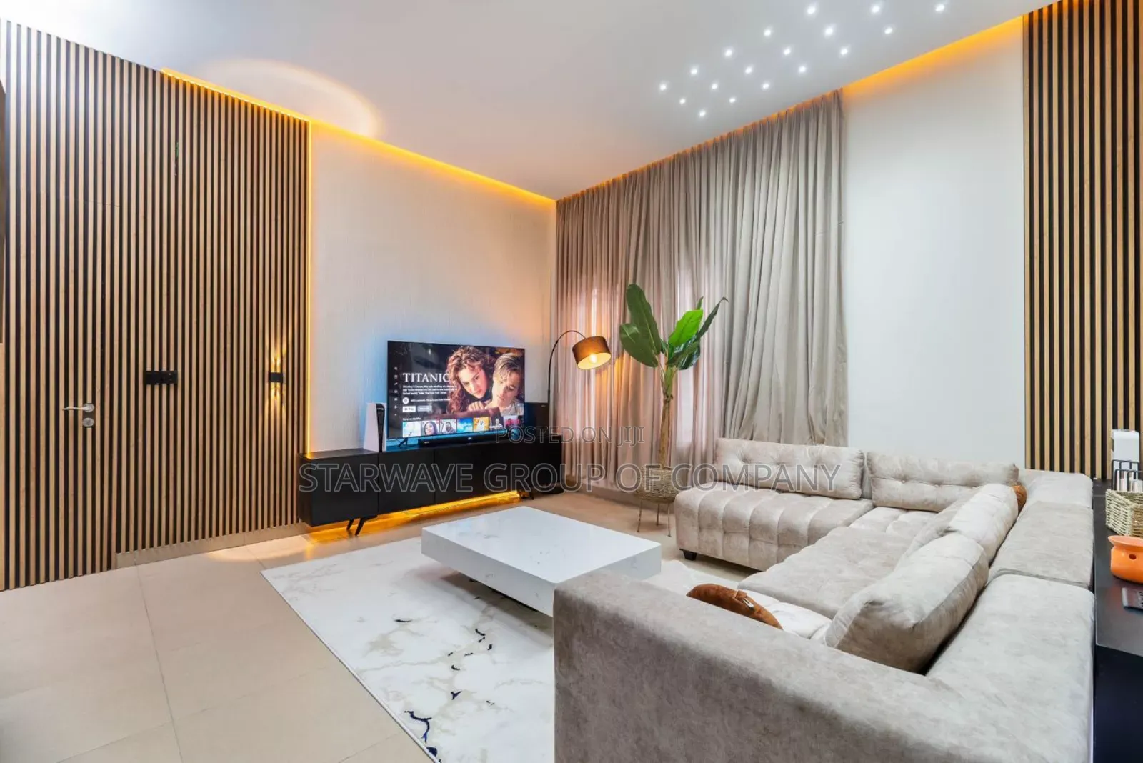 Cozy 1 Bedroom Apartment With Ps5 at Lekki