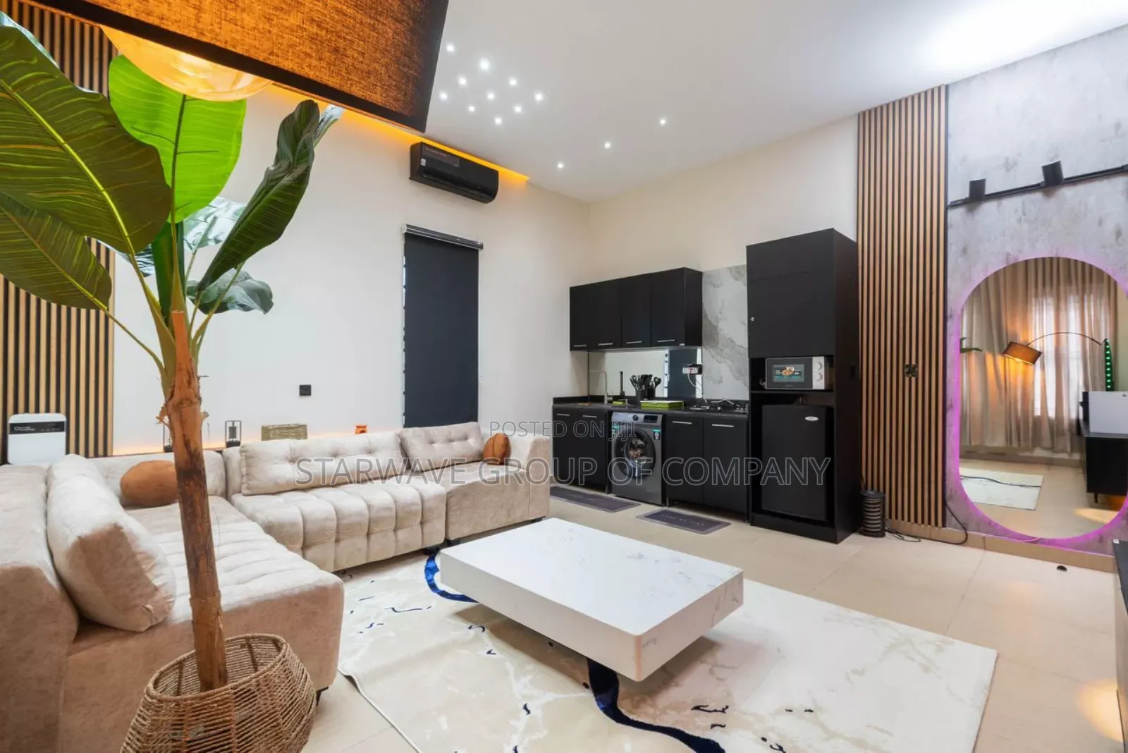 Cozy 1 Bedroom Apartment With Ps5 at Lekki